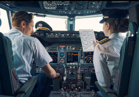 For International Airline Pilots and Cabin Crew in Japan: Neck or Back Pain? Contact Physio Center.