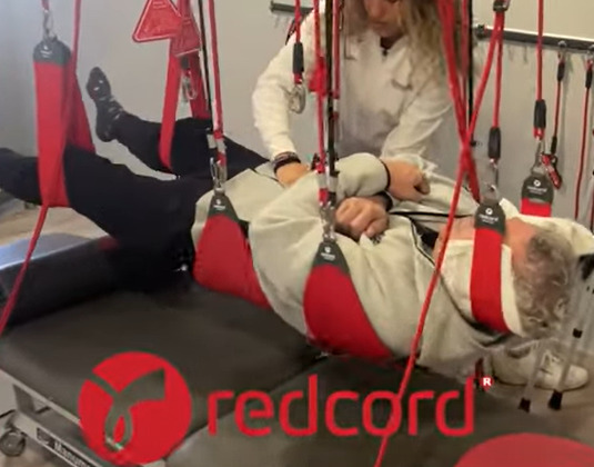 Regain Your Balance with “Sling Exercise” Using Redcord – Effective Rehabilitation from Norway for Stroke Patients, Especially for Foreign Residents in Japan